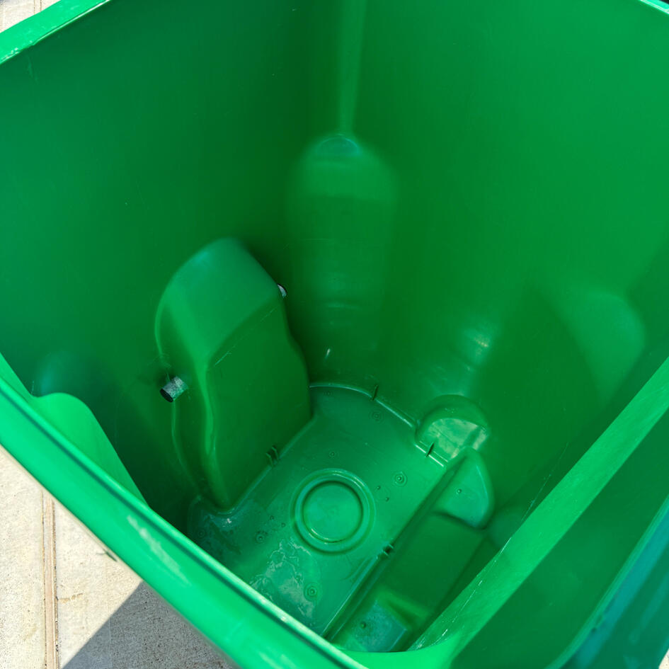 Clean Bin 1